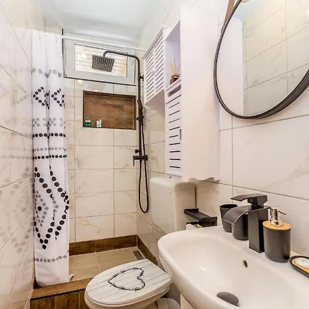 Eva Vintage Apartment