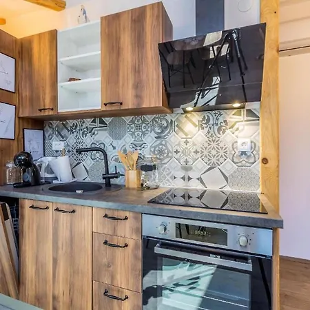 Eva Vintage * Malinska